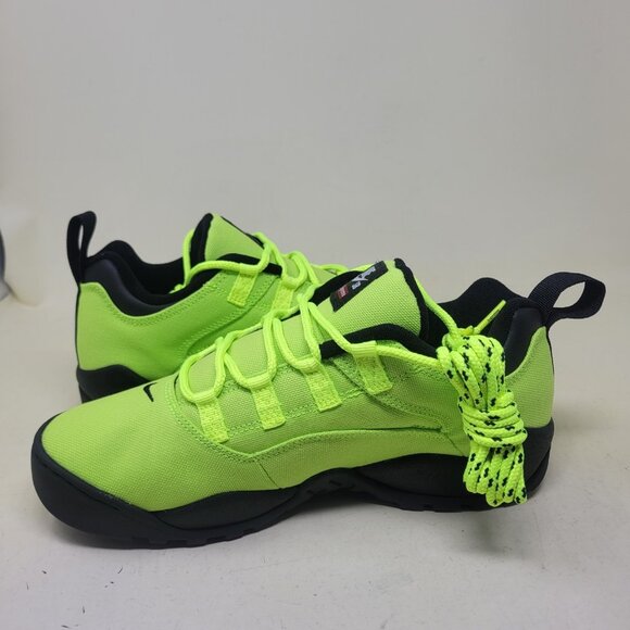 NIKE SB DARWIN LOW Supreme VOLT Men's Size 10.5 FQ3000-700 - Picture 8 of 11